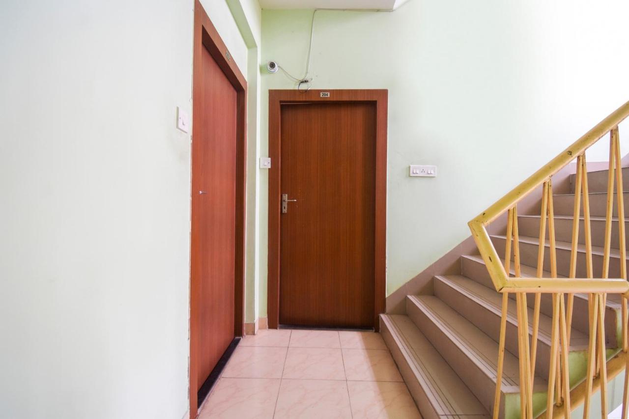 Oyo 8125 Orchid Inn Kolkata Exterior photo